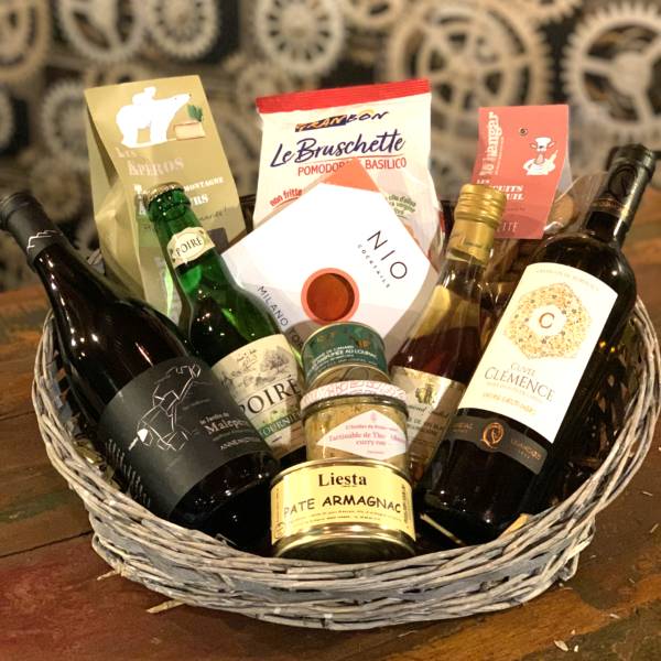 Offrez le Meilleur avec nos Paniers Garnis !